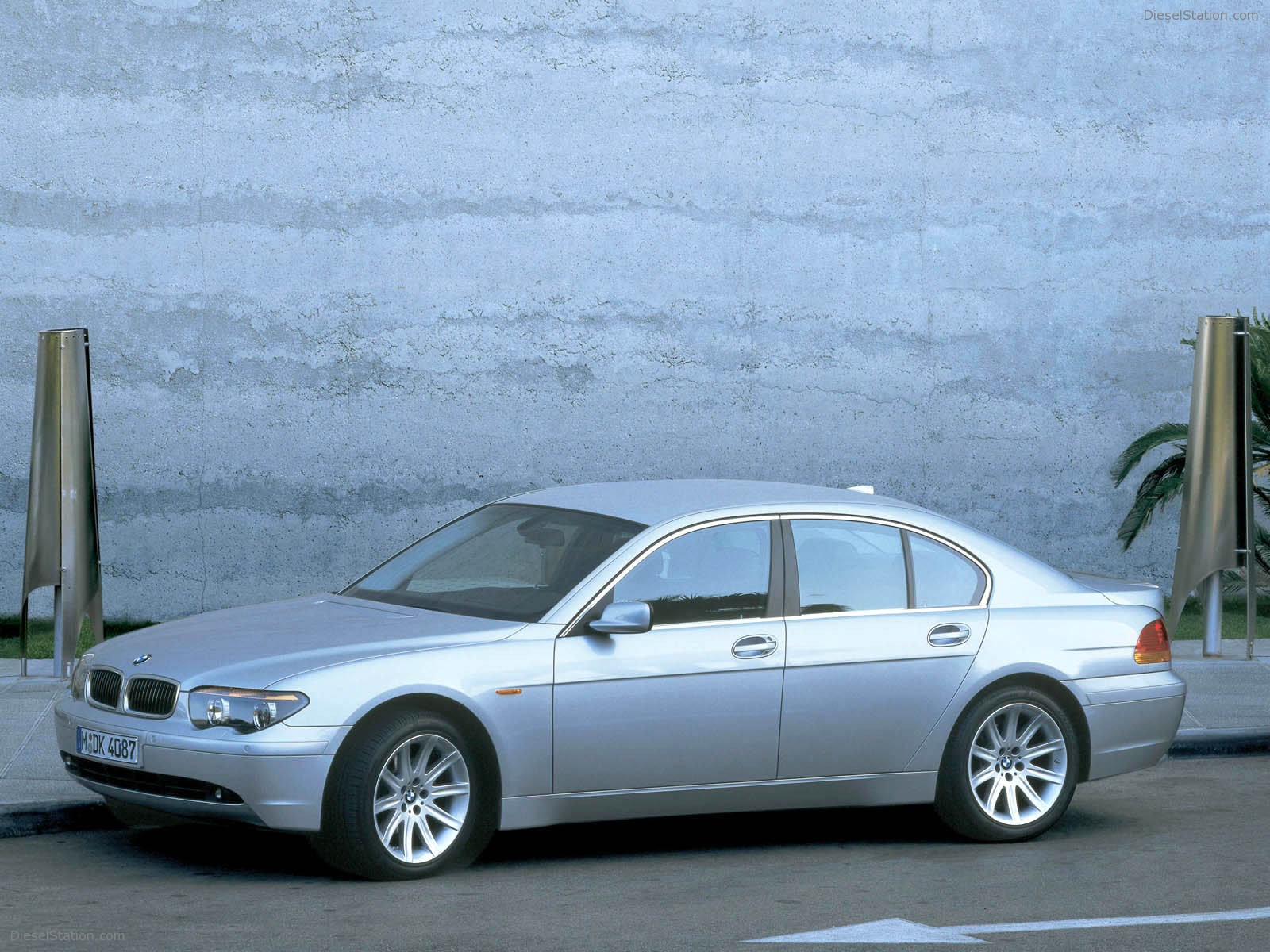 BMW 7 Series (2002)
